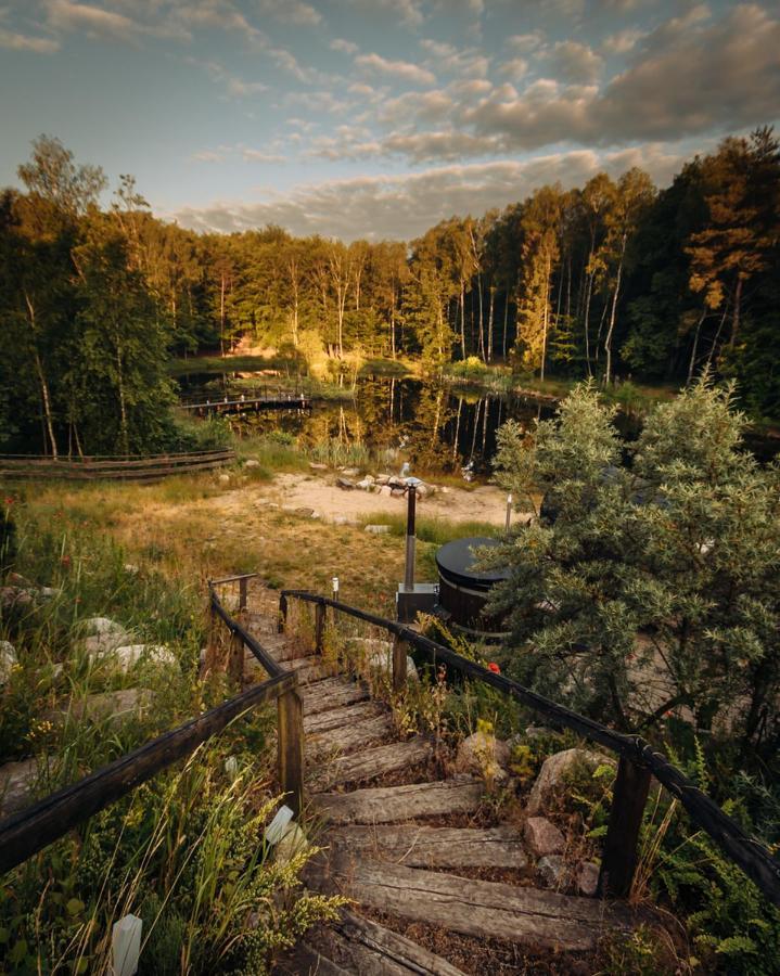 Osada Skoczkowo Komfortowe Domki Z Jacuzzi Nad Jeziorem- Sauna- Balia- Prywatny Staw Wedkarski Podiazy Exteriér fotografie