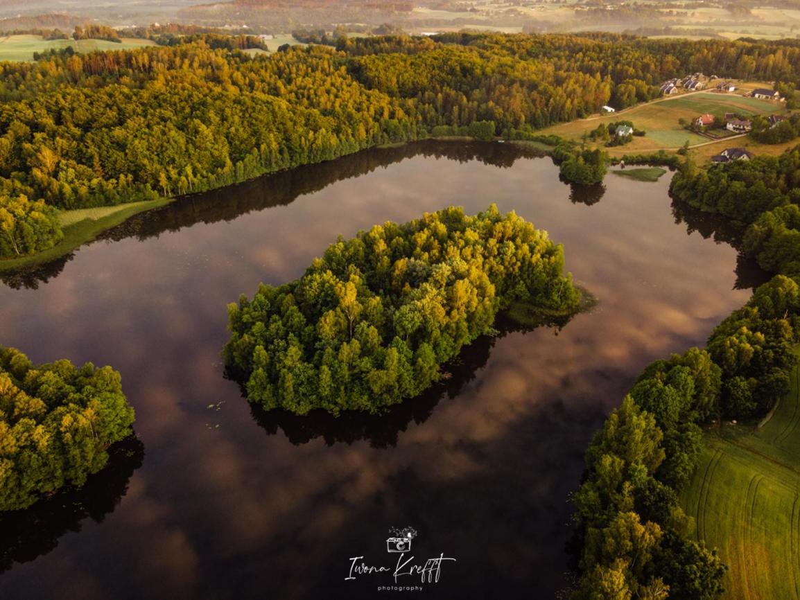 Osada Skoczkowo Komfortowe Domki Z Jacuzzi Nad Jeziorem- Sauna- Balia- Prywatny Staw Wedkarski Podiazy Exteriér fotografie