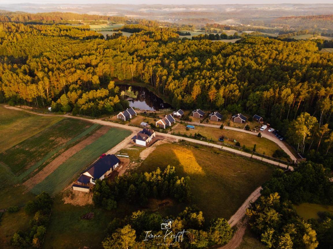 Osada Skoczkowo Komfortowe Domki Z Jacuzzi Nad Jeziorem- Sauna- Balia- Prywatny Staw Wedkarski Podiazy Exteriér fotografie
