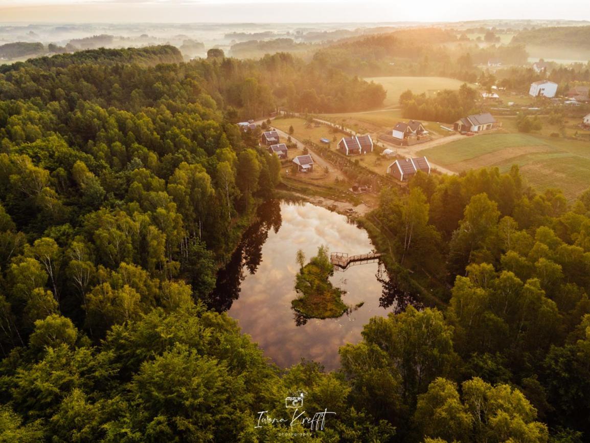 Osada Skoczkowo Komfortowe Domki Z Jacuzzi Nad Jeziorem- Sauna- Balia- Prywatny Staw Wedkarski Podiazy Exteriér fotografie