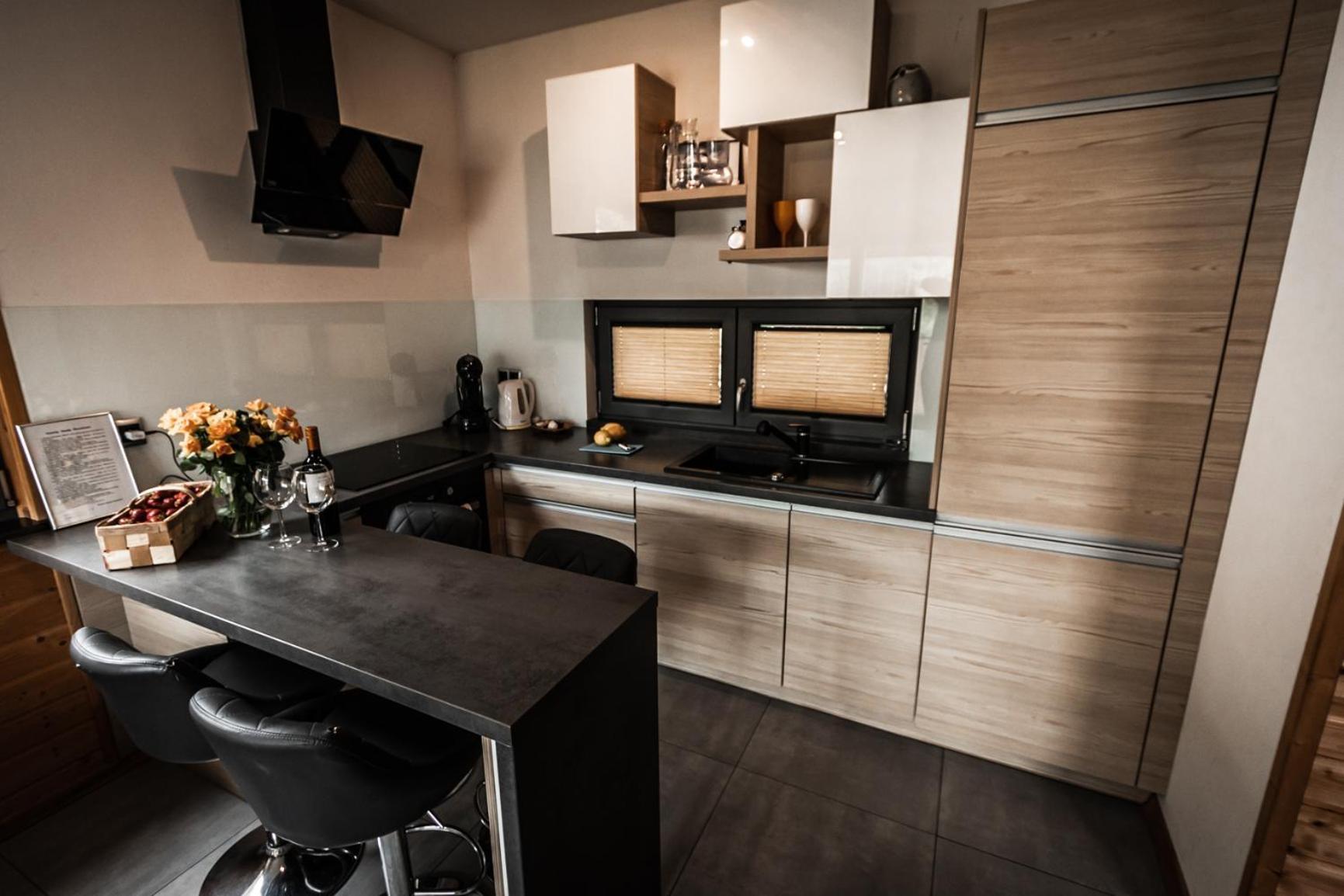 Osada Skoczkowo Komfortowe Domki Z Jacuzzi Nad Jeziorem- Sauna- Balia- Prywatny Staw Wedkarski Podiazy Exteriér fotografie