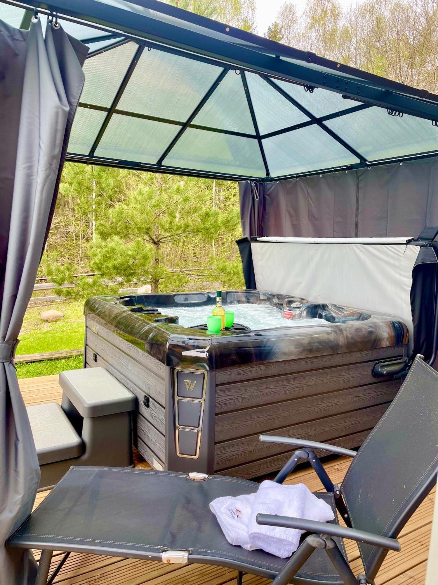 Osada Skoczkowo Komfortowe Domki Z Jacuzzi Nad Jeziorem- Sauna- Balia- Prywatny Staw Wedkarski Podiazy Exteriér fotografie