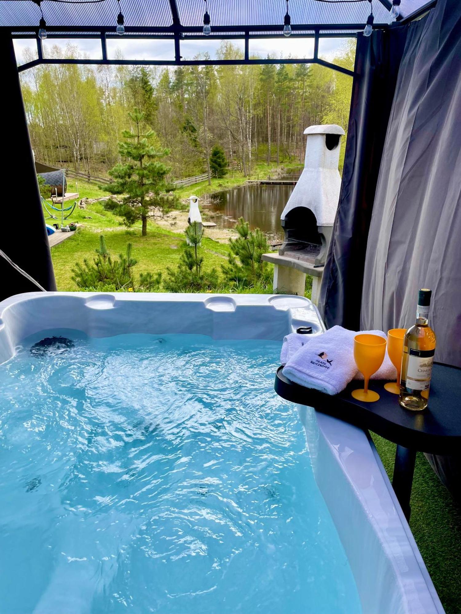 Osada Skoczkowo Komfortowe Domki Z Jacuzzi Nad Jeziorem- Sauna- Balia- Prywatny Staw Wedkarski Podiazy Exteriér fotografie